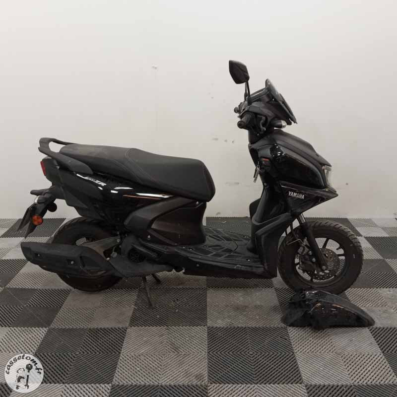 YAMAHA RAYZR 124 2025 accidenté - La Casse de l Oncle Tom