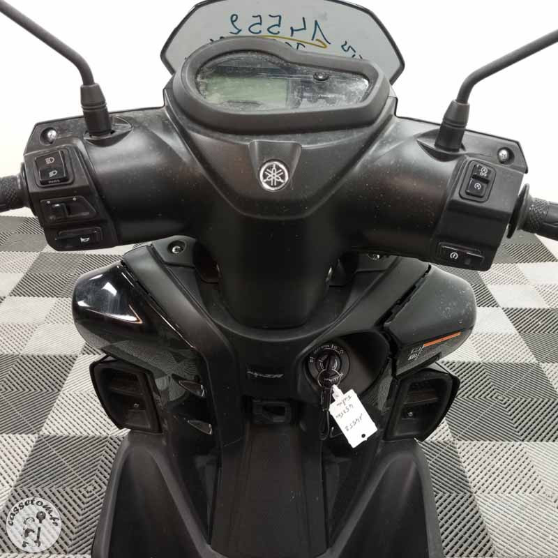 YAMAHA RAYZR 124 2025 accidenté - La Casse de l Oncle Tom