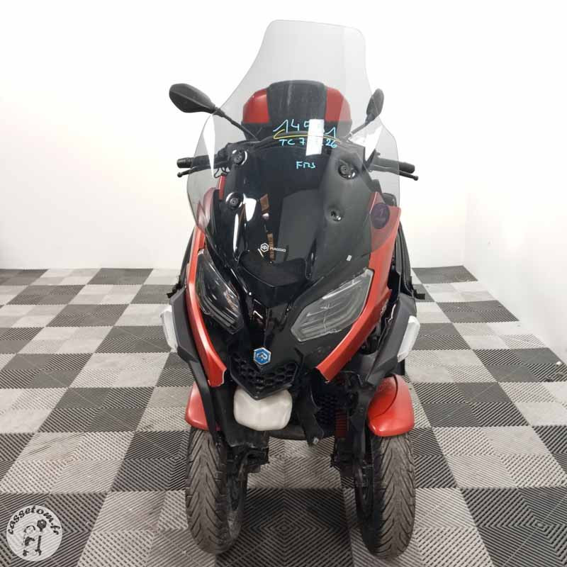 PIAGGIO MP3 400 RST 2023 accidenté - La Casse de l Oncle Tom