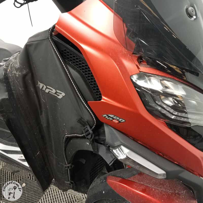 PIAGGIO MP3 400 RST 2023 accidenté - La Casse de l Oncle Tom