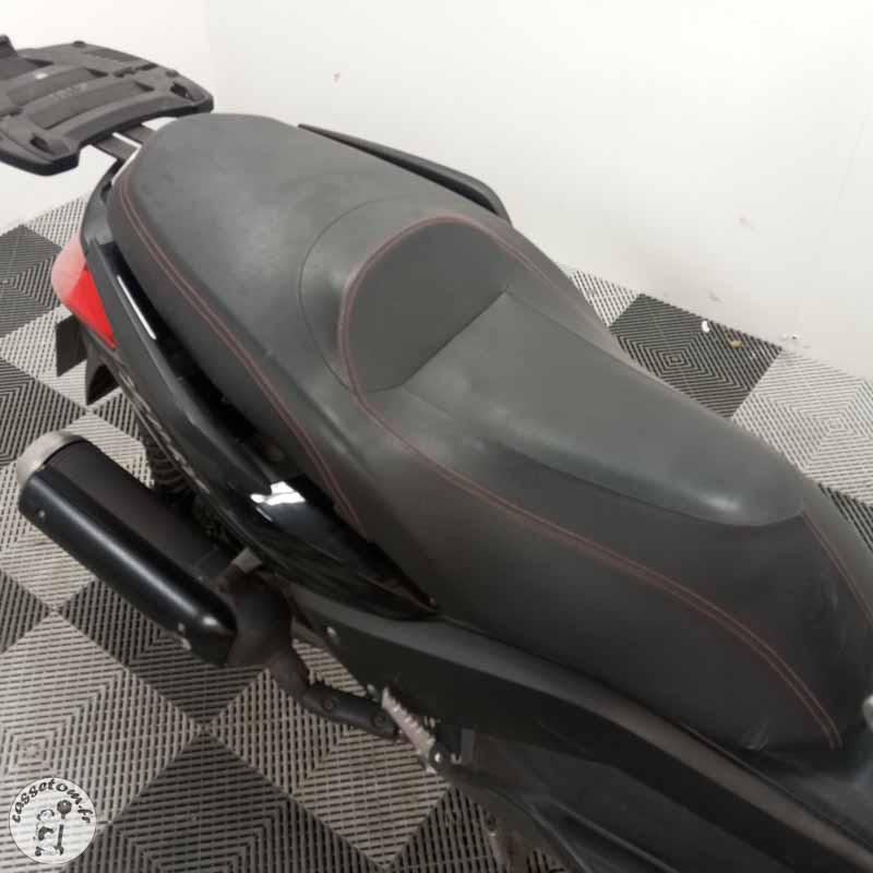 YAMAHA X MAX 125 2011 accidenté - La Casse de l Oncle Tom