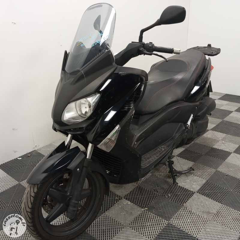YAMAHA X MAX 125 2011 accidenté - La Casse de l Oncle Tom