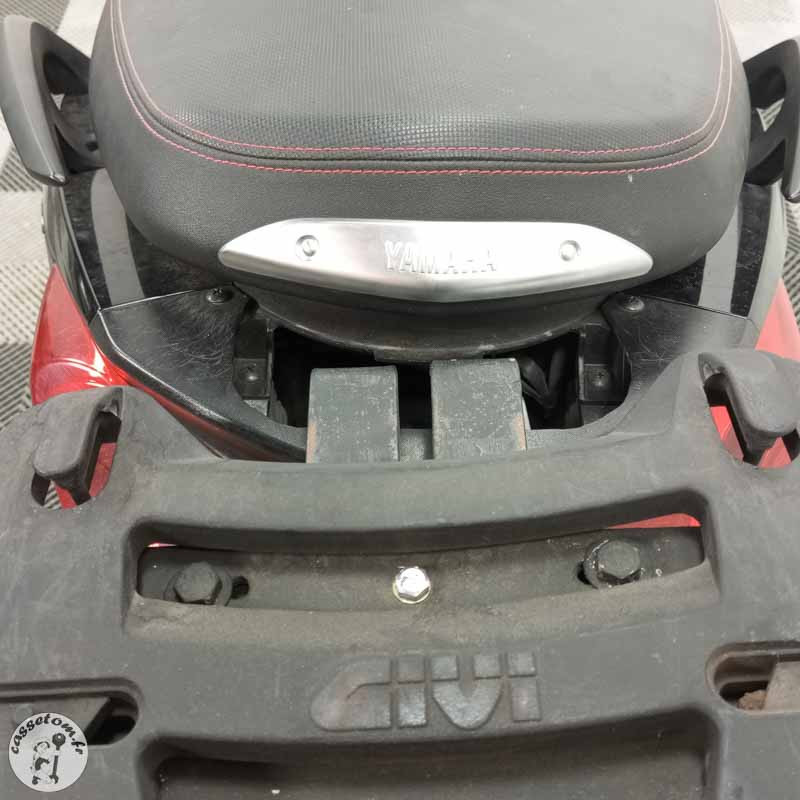 YAMAHA X MAX 125 2011 accidenté - La Casse de l Oncle Tom