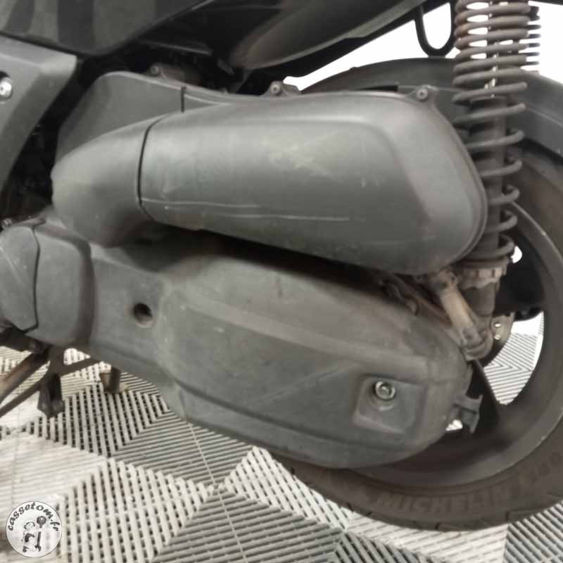 YAMAHA X MAX 125 2011 accidenté - La Casse de l Oncle Tom