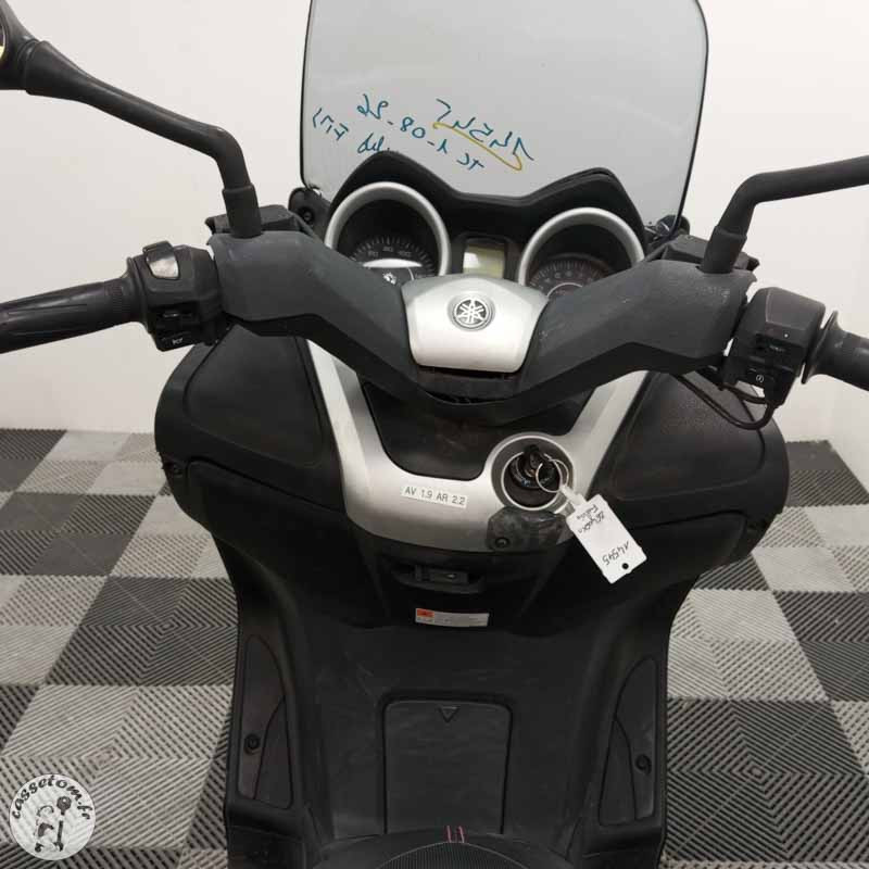 YAMAHA X MAX 125 2011 accidenté - La Casse de l Oncle Tom