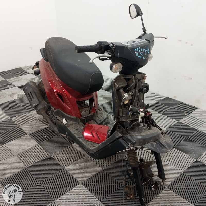 JM MOTORS GST50QT 50 2026 accidentée - La Casse de l Oncle Tom