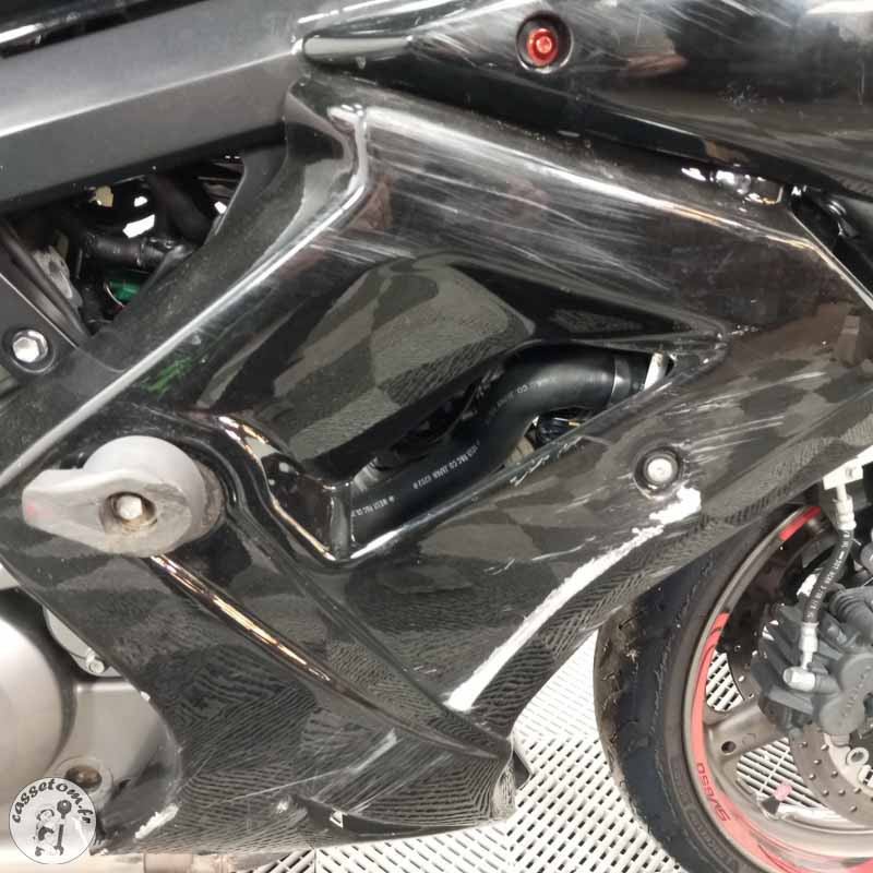 SUZUKI SV650 645 2008 accidentée - La Casse de l Oncle Tom