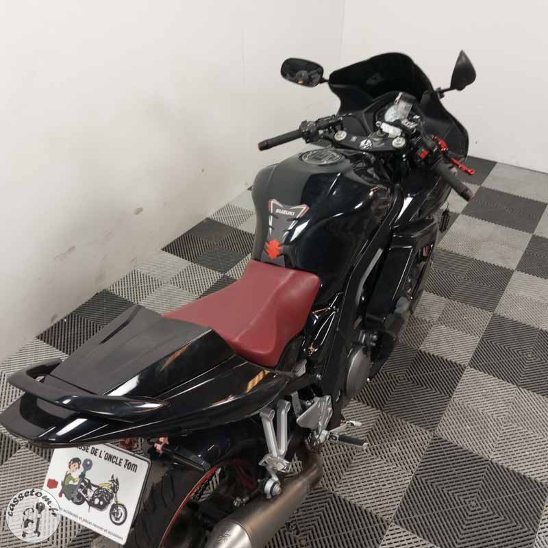 SUZUKI SV650 645 2008 accidentée - La Casse de l Oncle Tom