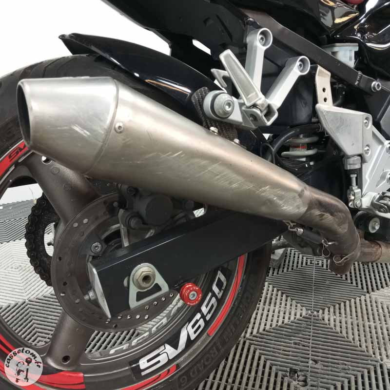 SUZUKI SV650 645 2008 accidentée - La Casse de l Oncle Tom