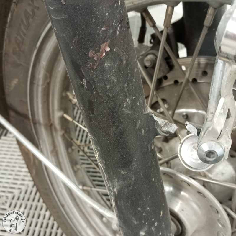 TRIUMPH BONNEVILLE T100 865 2007 accidentée - La Casse de l Oncle Tom