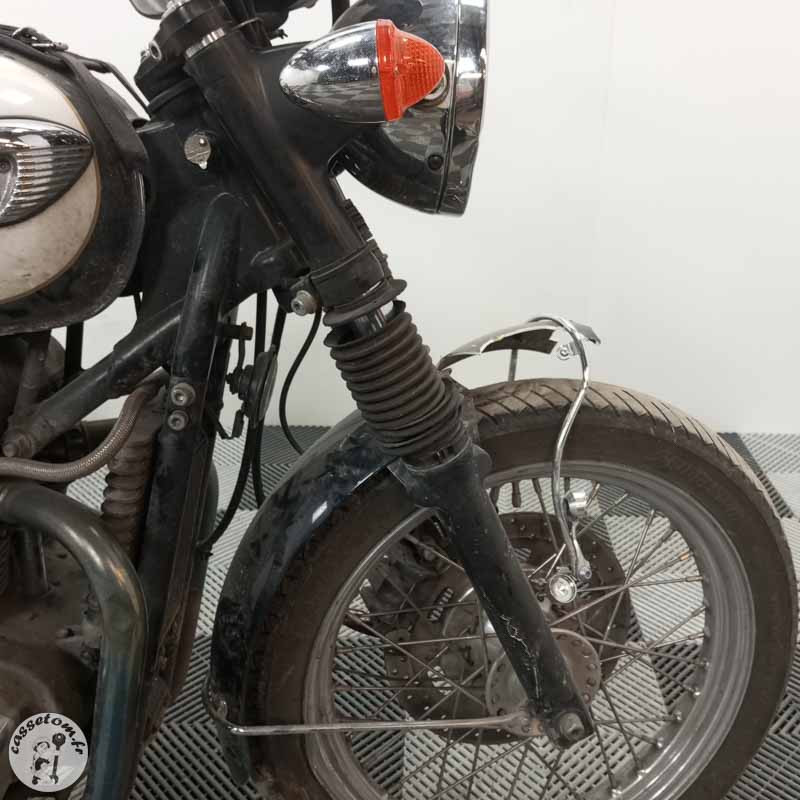 TRIUMPH BONNEVILLE T100 865 2007 accidentée - La Casse de l Oncle Tom