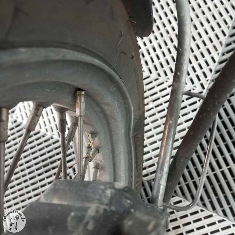 TRIUMPH BONNEVILLE T100 865 2007 accidentée - La Casse de l Oncle Tom