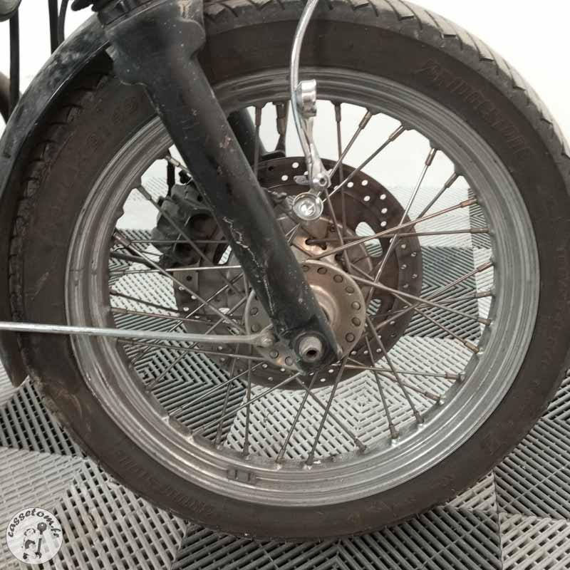 TRIUMPH BONNEVILLE T100 865 2007 accidentée - La Casse de l Oncle Tom