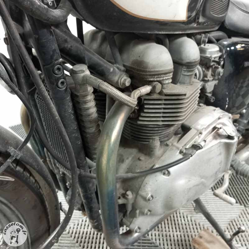 TRIUMPH BONNEVILLE T100 865 2007 accidentée - La Casse de l Oncle Tom