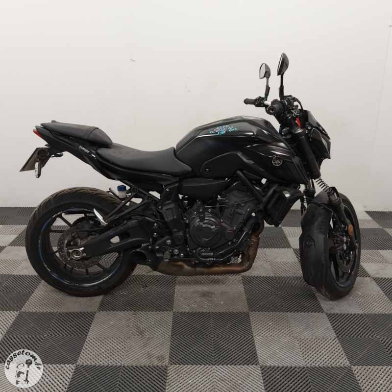 YAMAHA MT-07 689 2021 accidentée - La Casse de l Oncle Tom