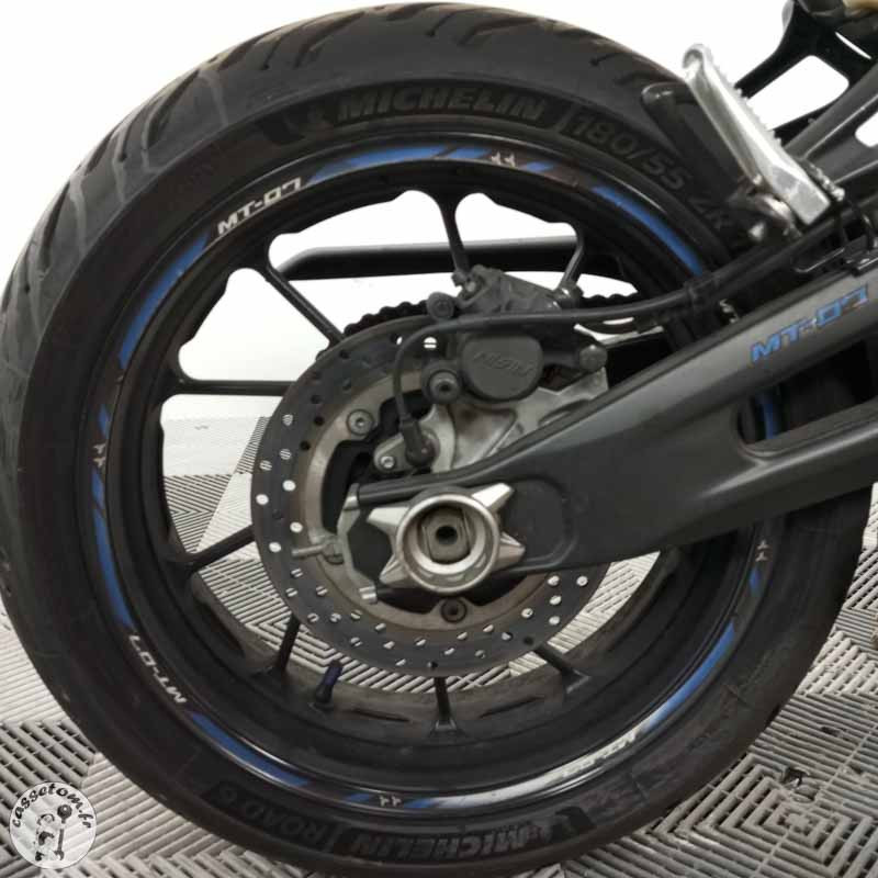 YAMAHA MT-07 689 2021 accidentée - La Casse de l Oncle Tom