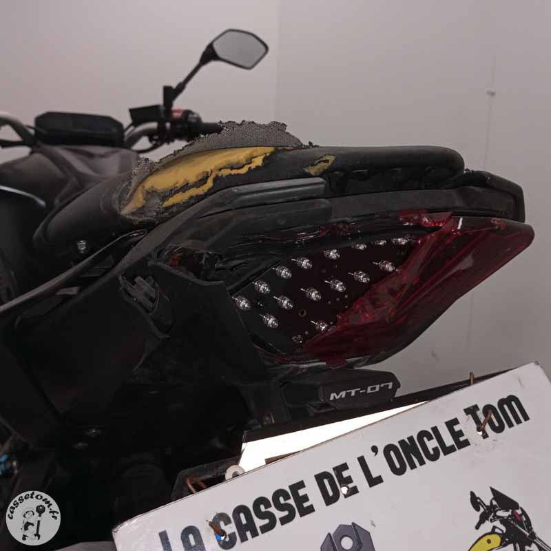 YAMAHA MT-07 689 2021 accidentée - La Casse de l Oncle Tom