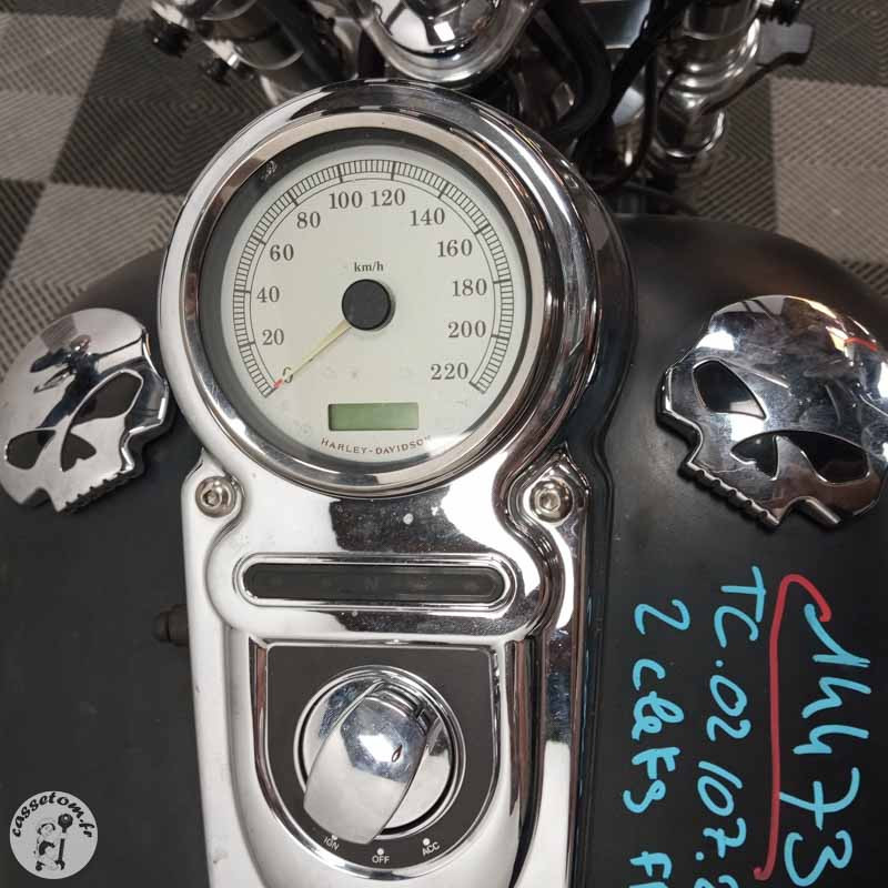 HARLEY.DAV FXDF 1585 2010 accidentée - La Casse de l Oncle Tom