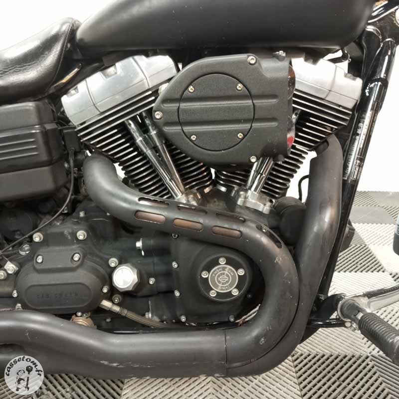HARLEY.DAV FXDF 1585 2010 accidentée - La Casse de l Oncle Tom