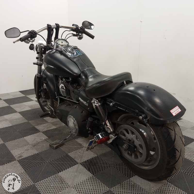 HARLEY.DAV FXDF 1585 2010 accidentée - La Casse de l Oncle Tom