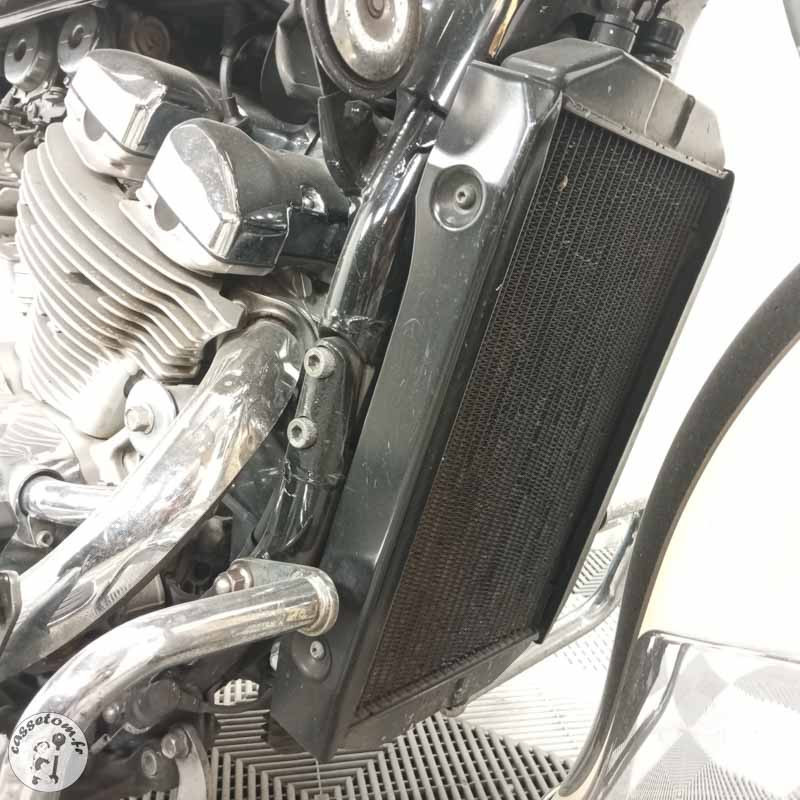 YAMAHA XVZ13A 1294 1999 accidentée - La Casse de l Oncle Tom