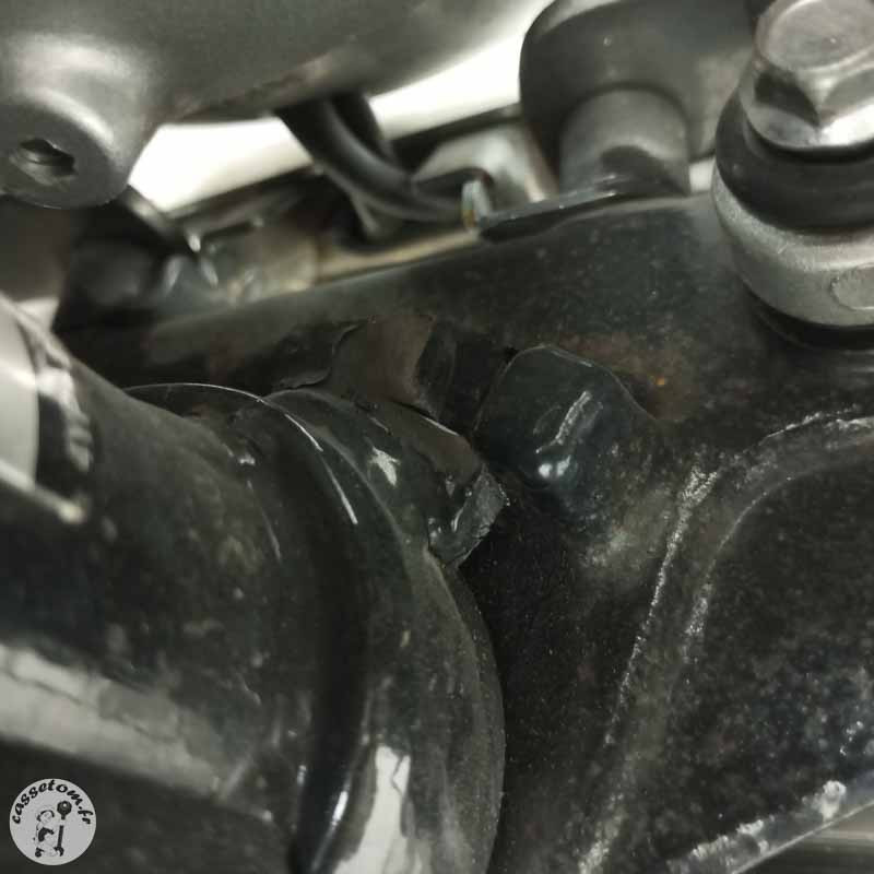 YAMAHA XVZ13A 1294 1999 accidentée - La Casse de l Oncle Tom