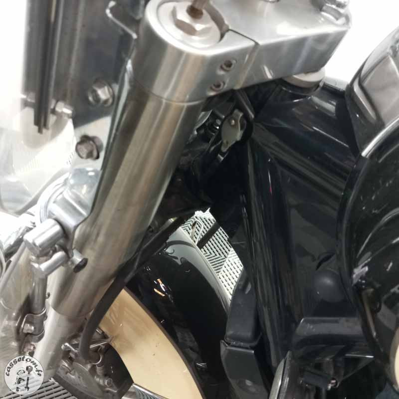 YAMAHA XVZ13A 1294 1999 accidentée - La Casse de l Oncle Tom