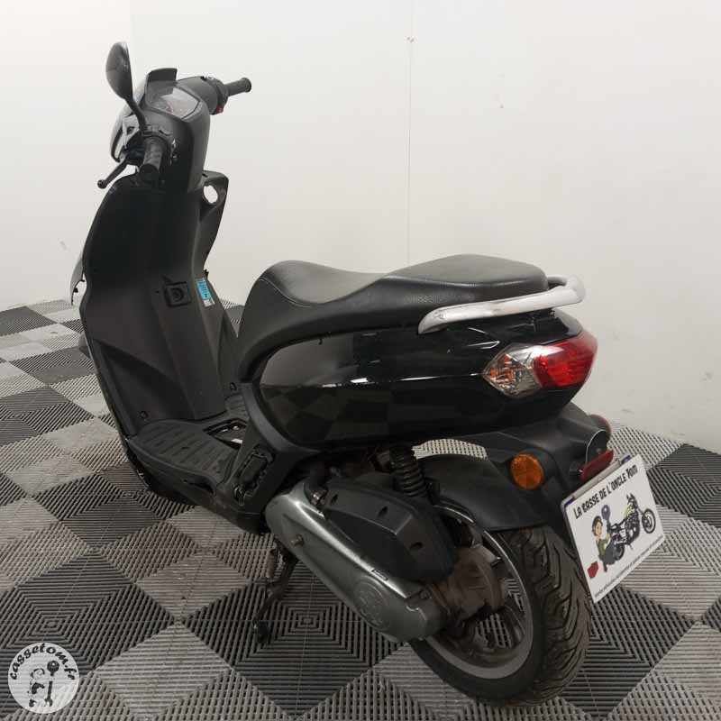 PEUGEOT KISBEE 50 2019 accidenté - La Casse de l Oncle Tom