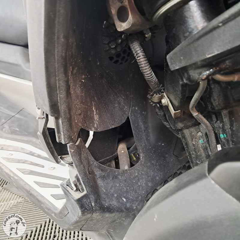 PIAGGIO MP3530HPE 530 2023 accidenté - La Casse de l Oncle Tom