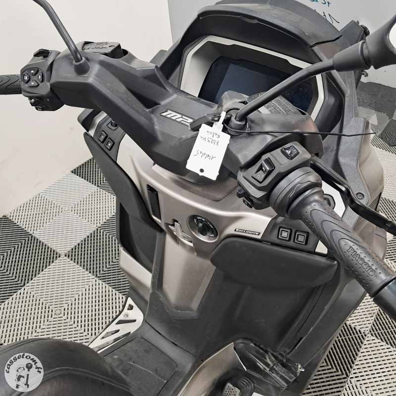 PIAGGIO MP3530HPE 530 2023 accidenté - La Casse de l Oncle Tom