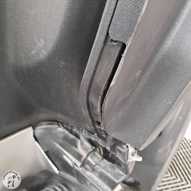 PIAGGIO MP3530HPE 530 2023 accidenté - La Casse de l Oncle Tom