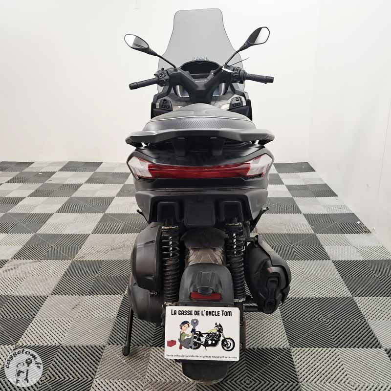PIAGGIO MP3530HPE 530 2023 accidenté - La Casse de l Oncle Tom