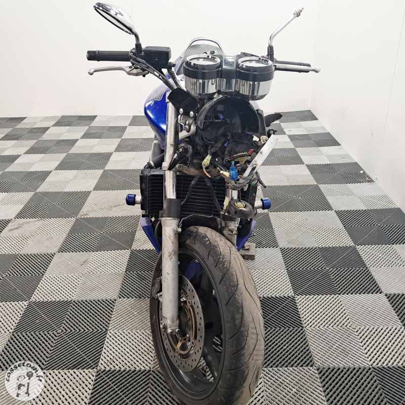Honda CB900F 919 2004 accidentée - La Casse de l Oncle Tom
