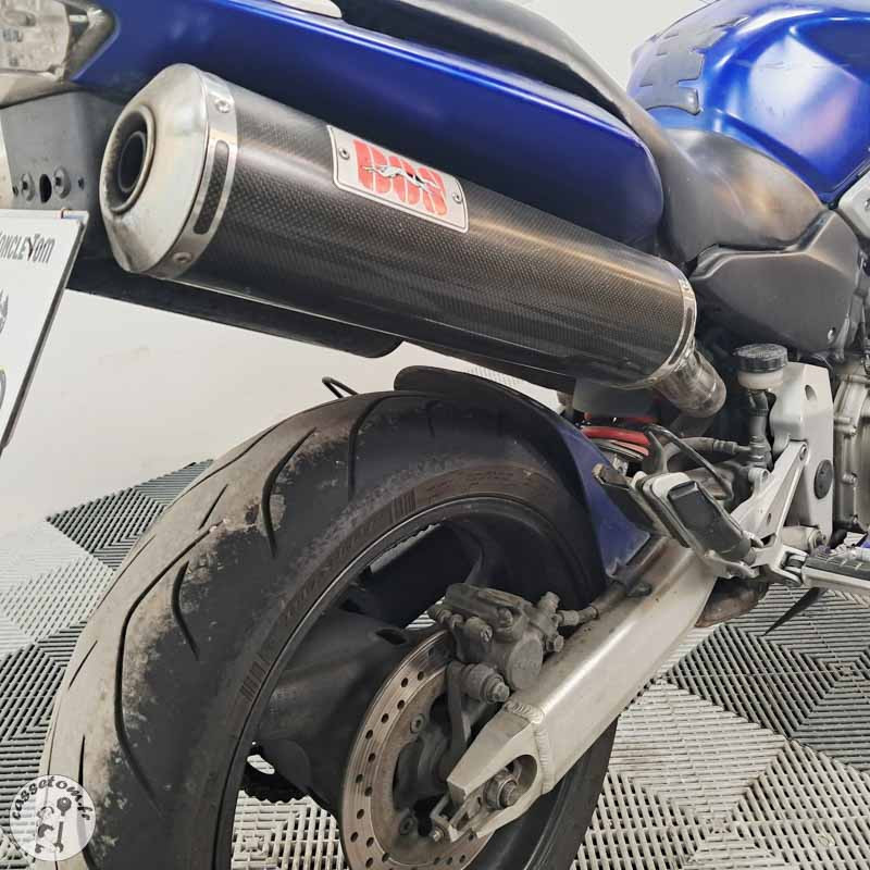 Honda CB900F 919 2004 accidentée - La Casse de l Oncle Tom