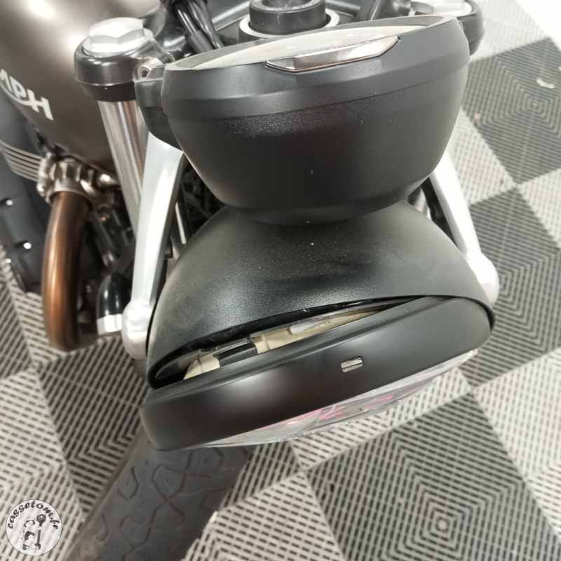 TRIUMPH STREETTWI 900 2019 accidentée - La Casse de l Oncle Tom