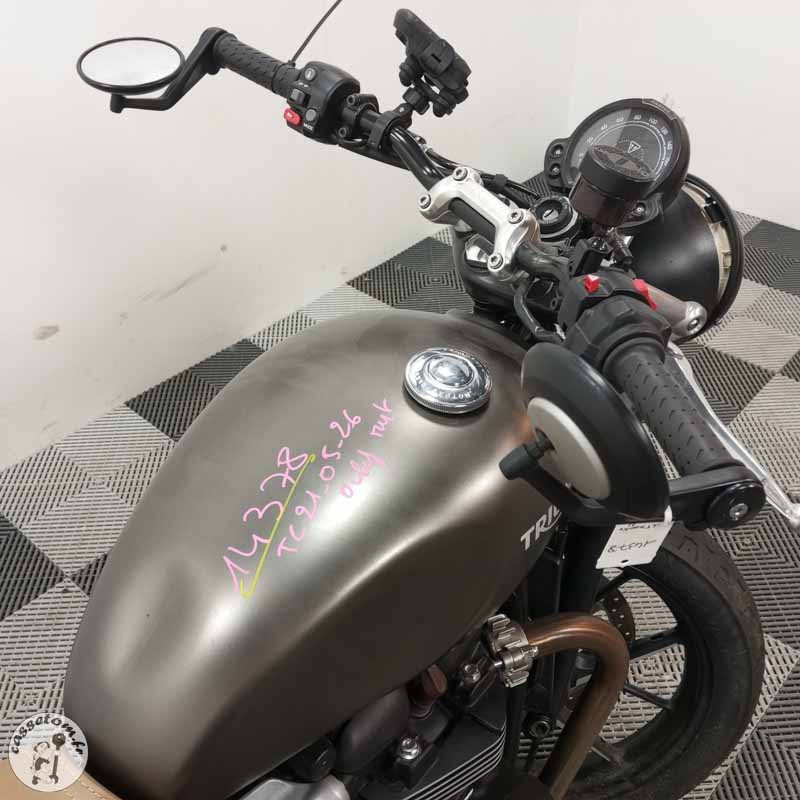 TRIUMPH STREETTWI 900 2019 accidentée - La Casse de l Oncle Tom