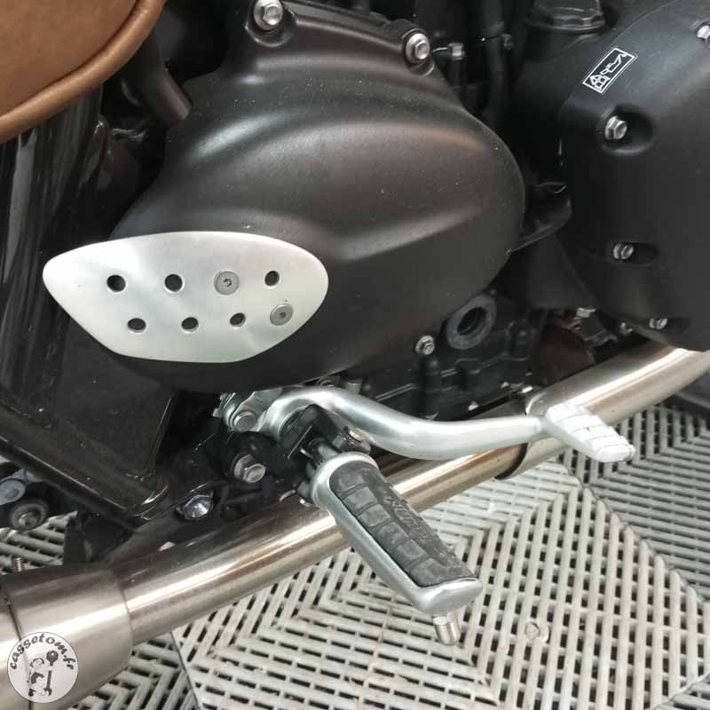 TRIUMPH STREETTWI 900 2019 accidentée - La Casse de l Oncle Tom