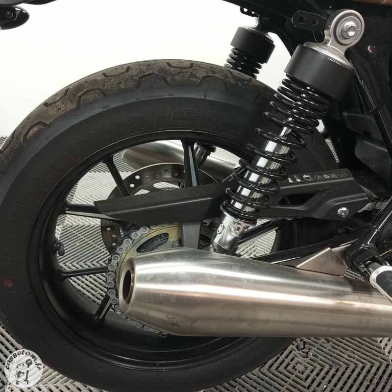 TRIUMPH STREETTWI 900 2019 accidentée - La Casse de l Oncle Tom