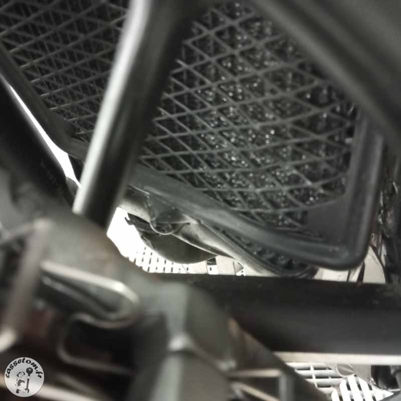 TRIUMPH STREETTWI 900 2019 accidentée - La Casse de l Oncle Tom