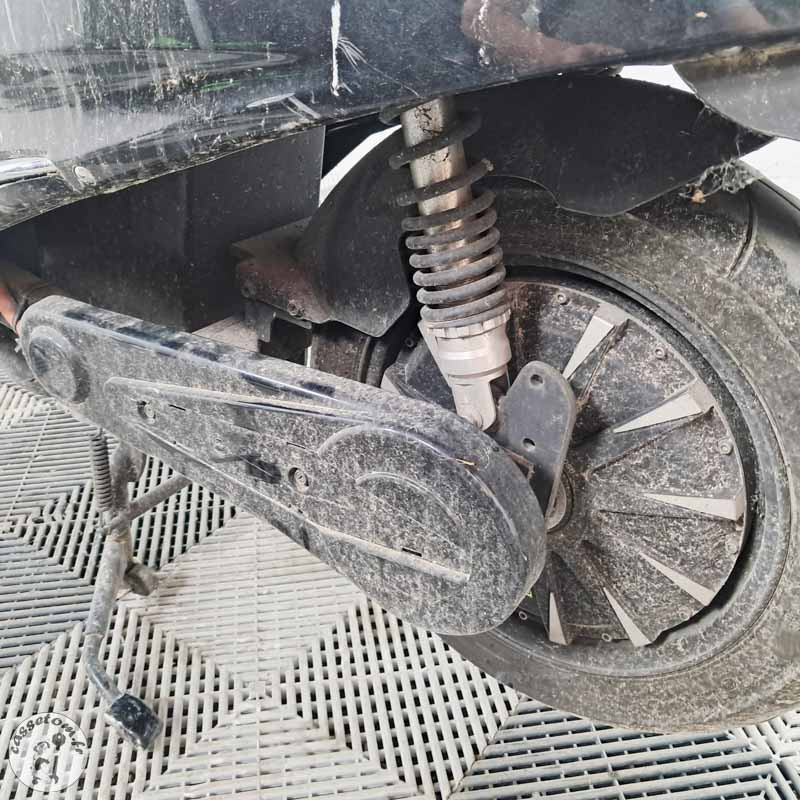 GOLDEN LION JS2A Électrique 2022 accidenté - La Casse de l Oncle Tom