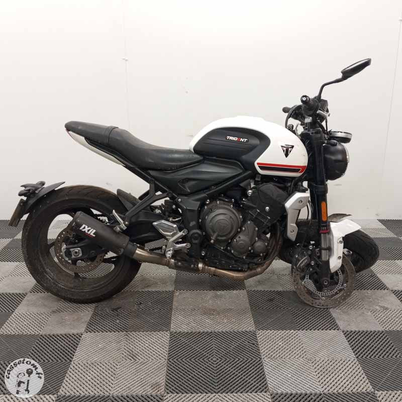 TRIUMPH TRID 660 2021 accidentée - La Casse de l Oncle Tom