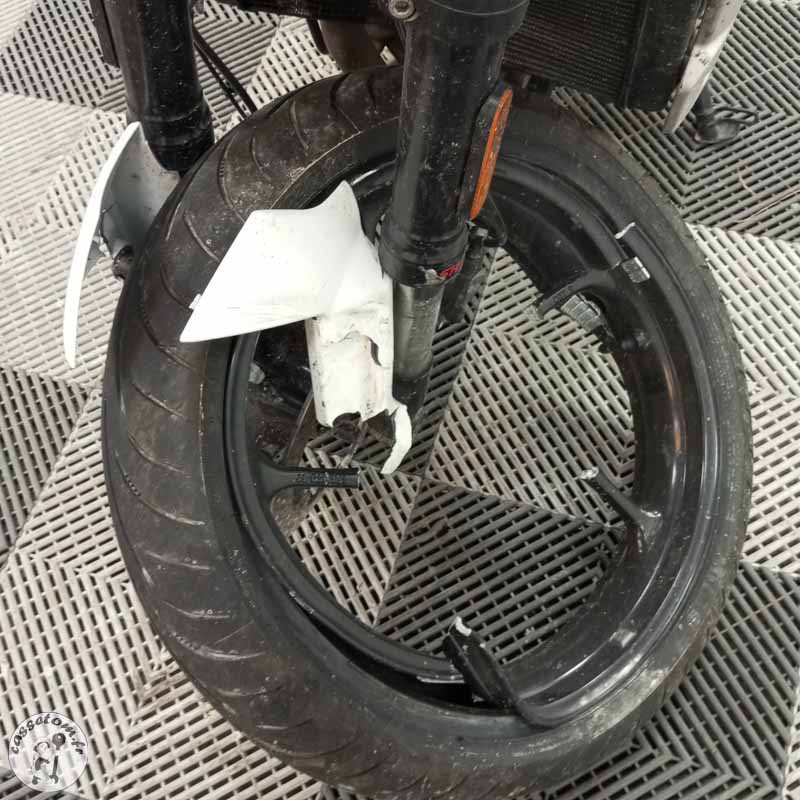 TRIUMPH TRID 660 2021 accidentée - La Casse de l Oncle Tom