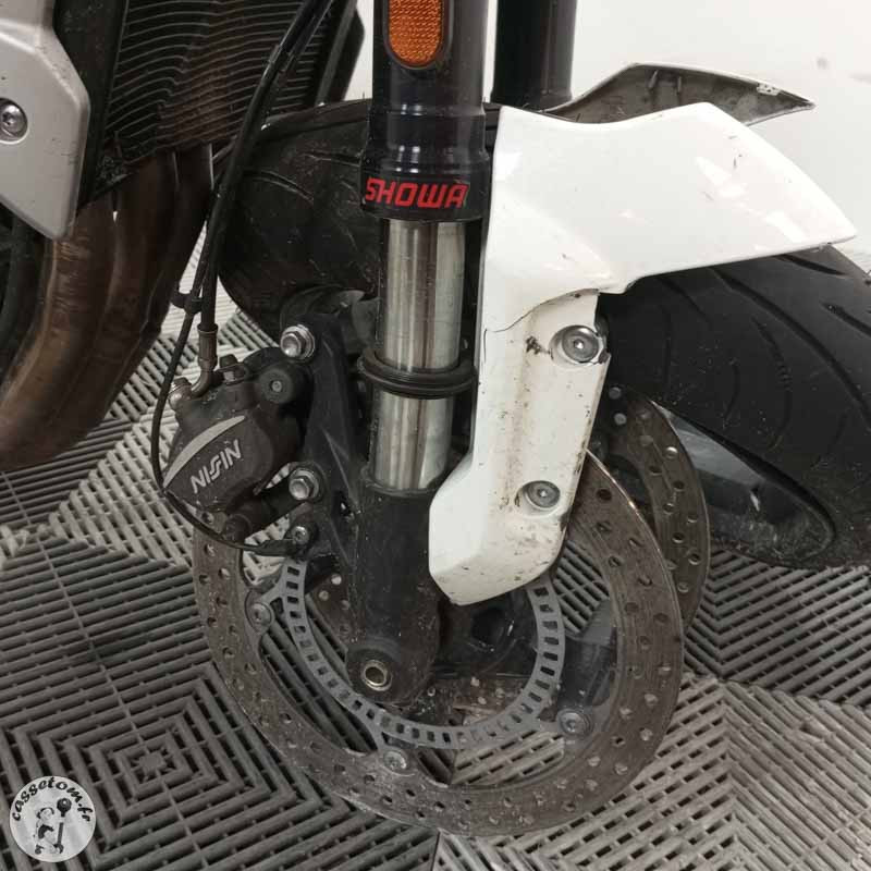 TRIUMPH TRID 660 2021 accidentée - La Casse de l Oncle Tom
