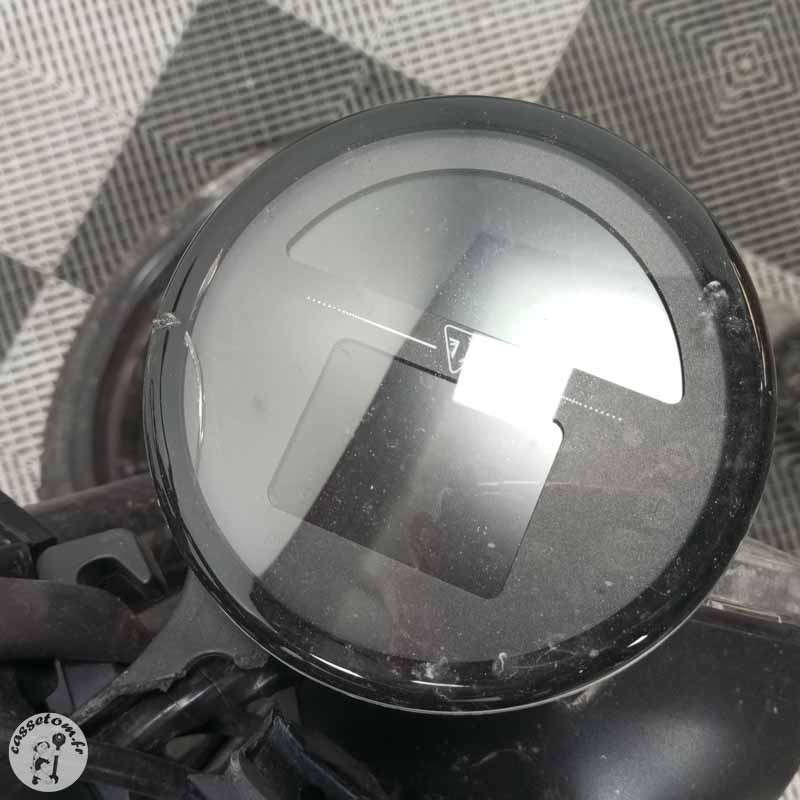 TRIUMPH TRID 660 2021 accidentée - La Casse de l Oncle Tom
