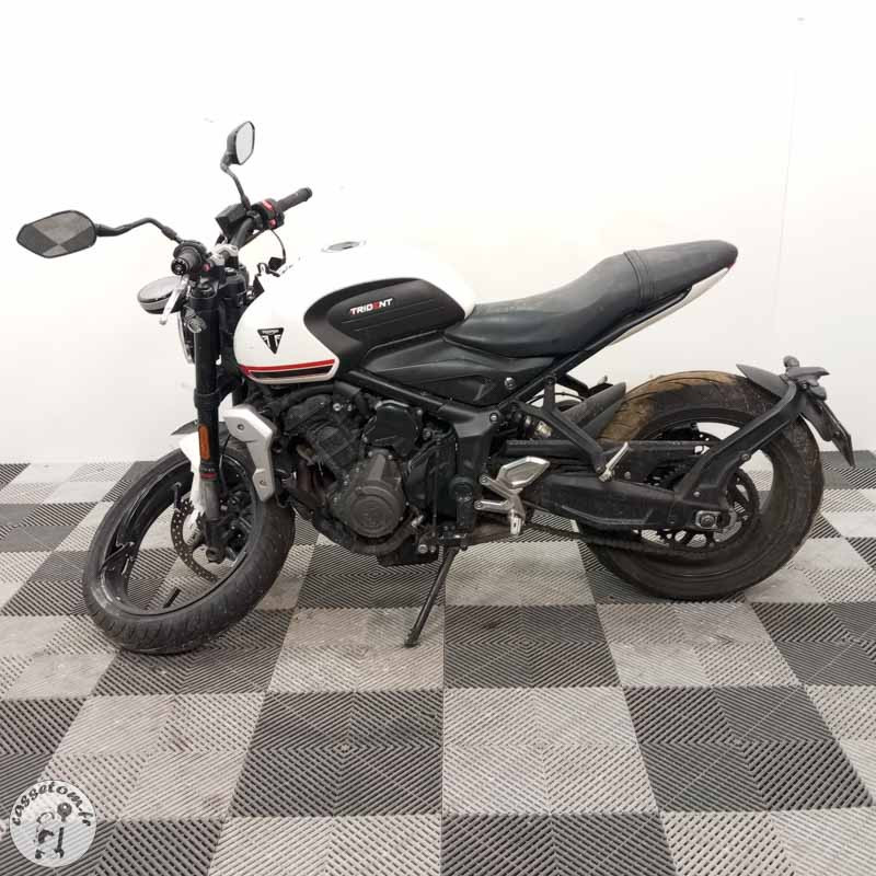 TRIUMPH TRID 660 2021 accidentée - La Casse de l Oncle Tom