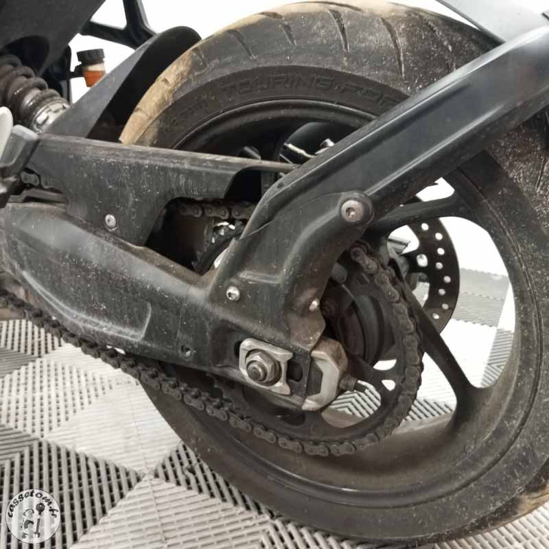 TRIUMPH TRID 660 2021 accidentée - La Casse de l Oncle Tom