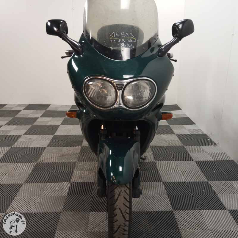 TRIUMPH TROP 1200 1180 2000 accidentée - La Casse de l Oncle Tom