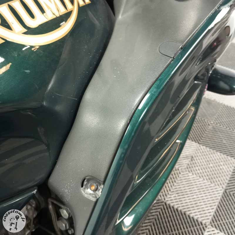 TRIUMPH TROP 1200 1180 2000 accidentée - La Casse de l Oncle Tom