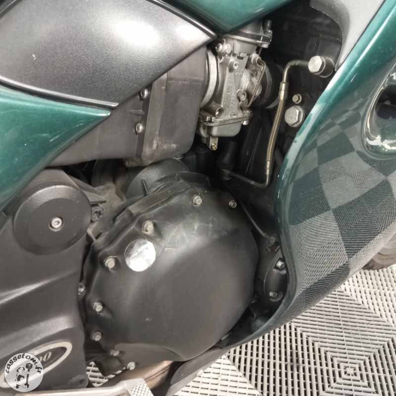 TRIUMPH TROP 1200 1180 2000 accidentée - La Casse de l Oncle Tom