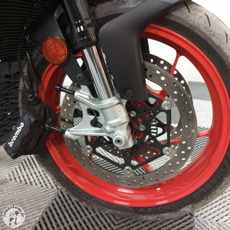 APRILIA TUONO 660 2024 accidentée - La Casse de l Oncle Tom